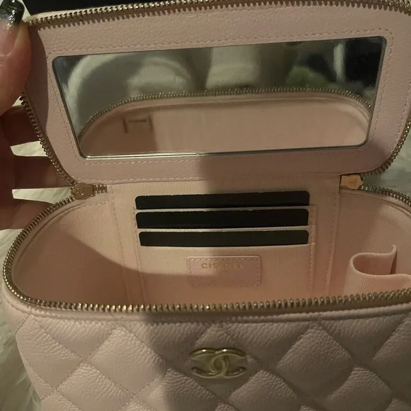 Chanel Light Pink Quilted Vanity Crossbody Bag 22P - Picture 9 of 11